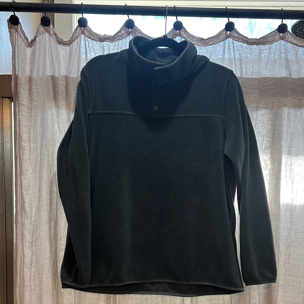32 Degrees Men's Dark Gray Turtleneck fleece with snaps